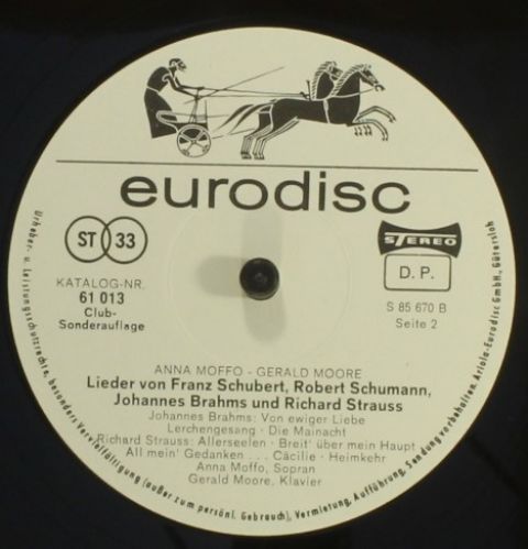 Eurodisc 61 013 - Anna Moffo, Gerald Moore, Franz Schubert, Robe - Image 6