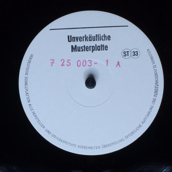 Not On Label 725 003 - Nikolaus Harnoncourt, Wolfgang Amadeus Mo